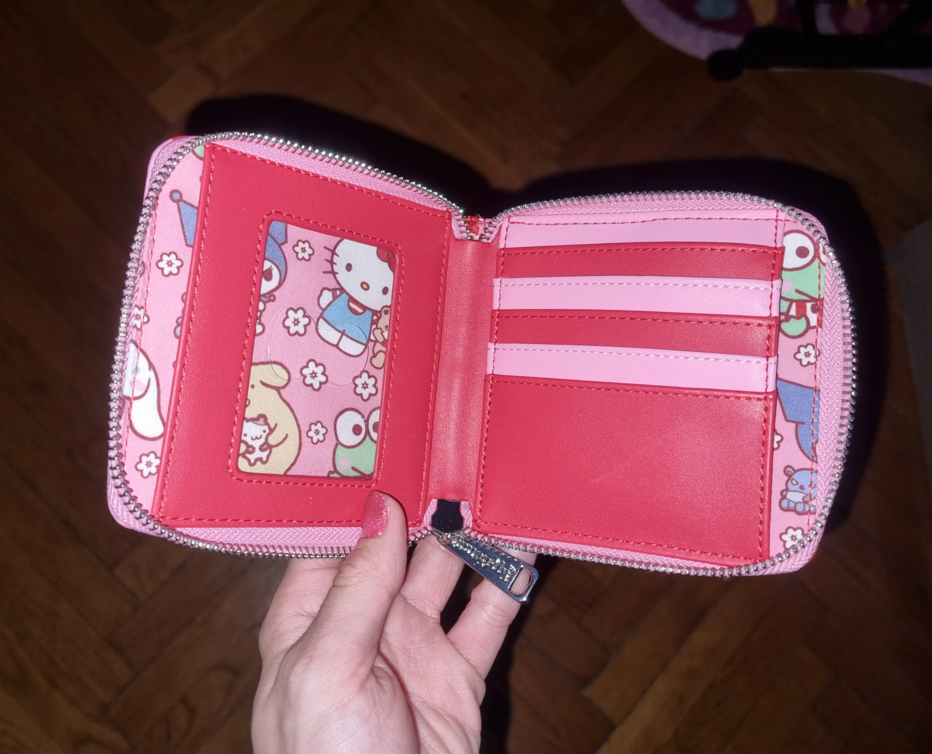 Loungefly Hello Kitty and Friends denarnica fotografija izdelka