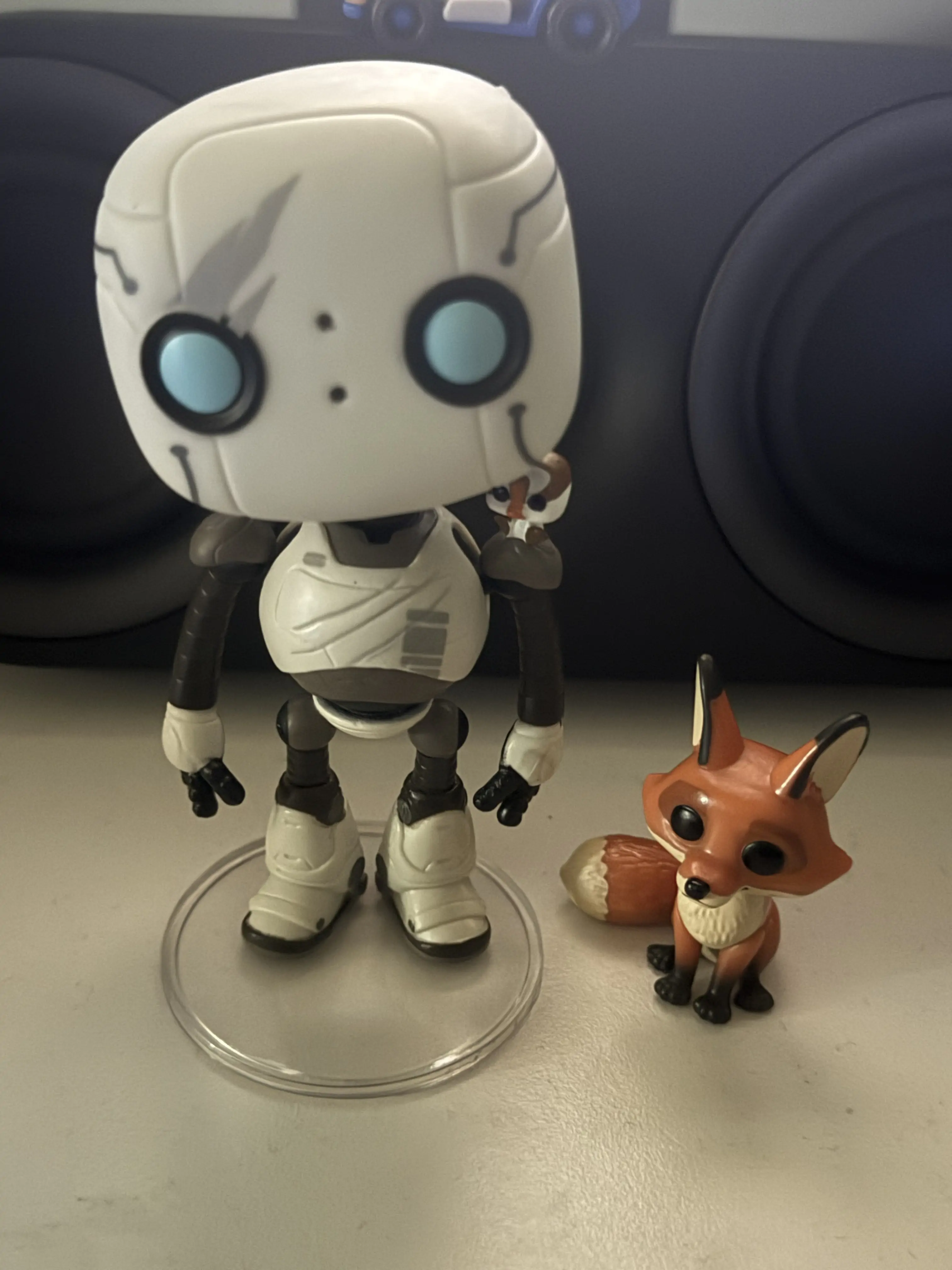 Wild Robot Funko POP&Buddy! Movies Vinyl Figure Roz w/Brightbill & Fink 9 cm  fotografija izdelka
