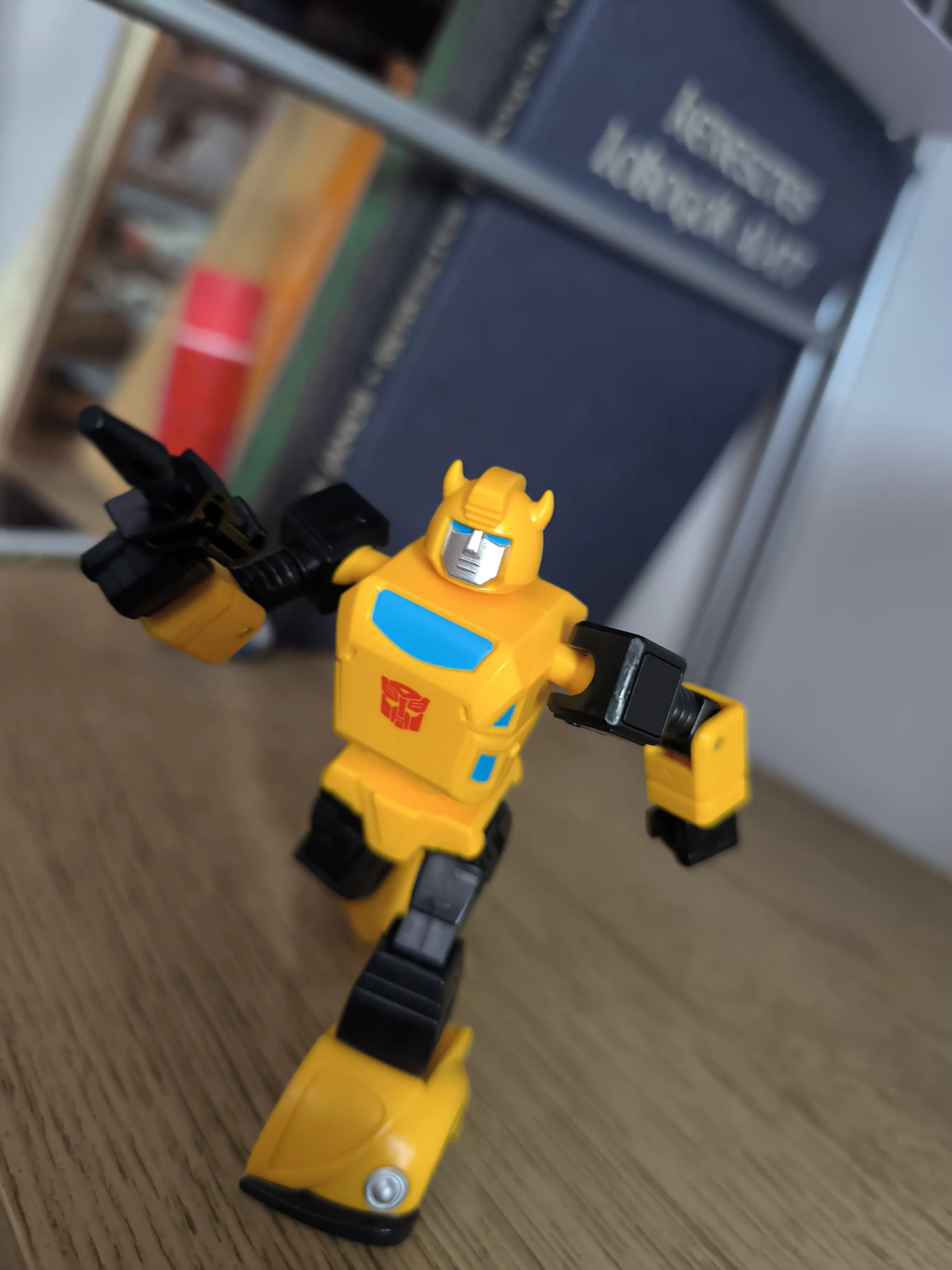 Transformers: Generation One AMK Mini Series Plastični Model Komplet Bumblebee 10 cm fotografija izdelka