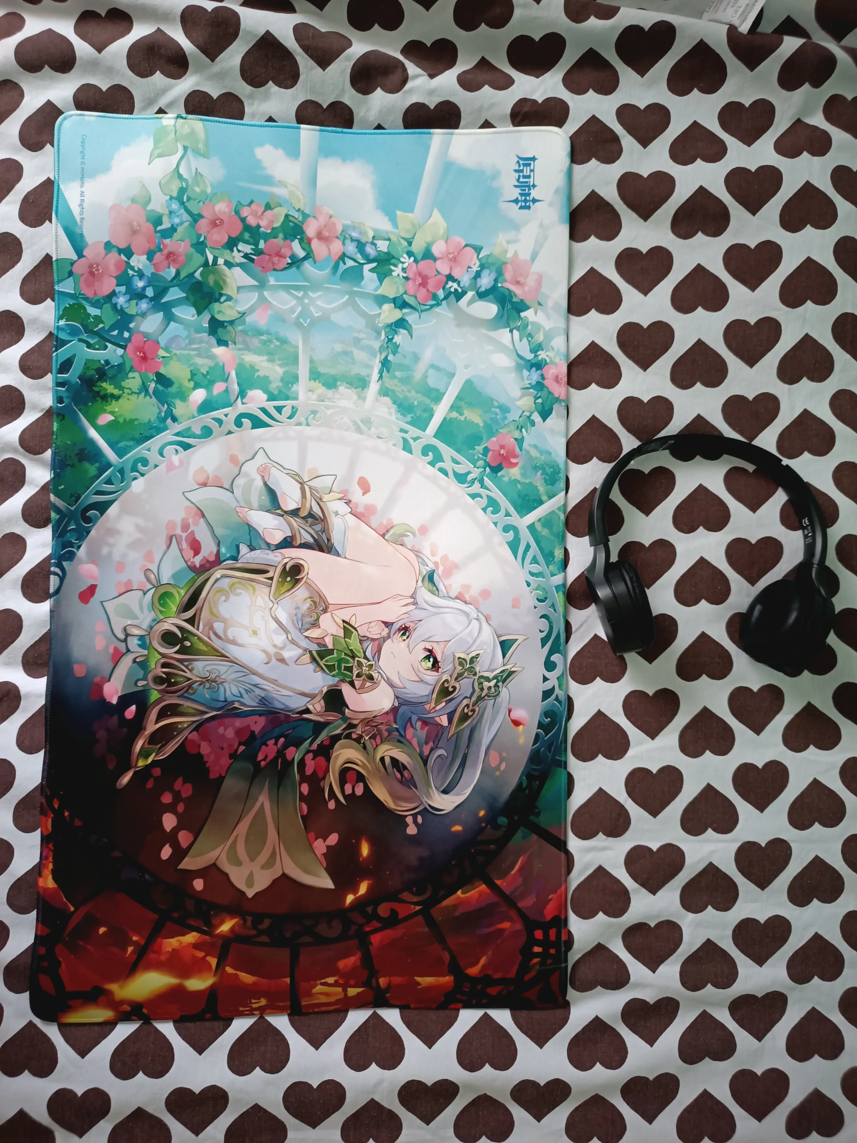 Genshin Impact Podloga za miško Void Drumming, Fire Rising High 70 x 40 cm fotografija izdelka