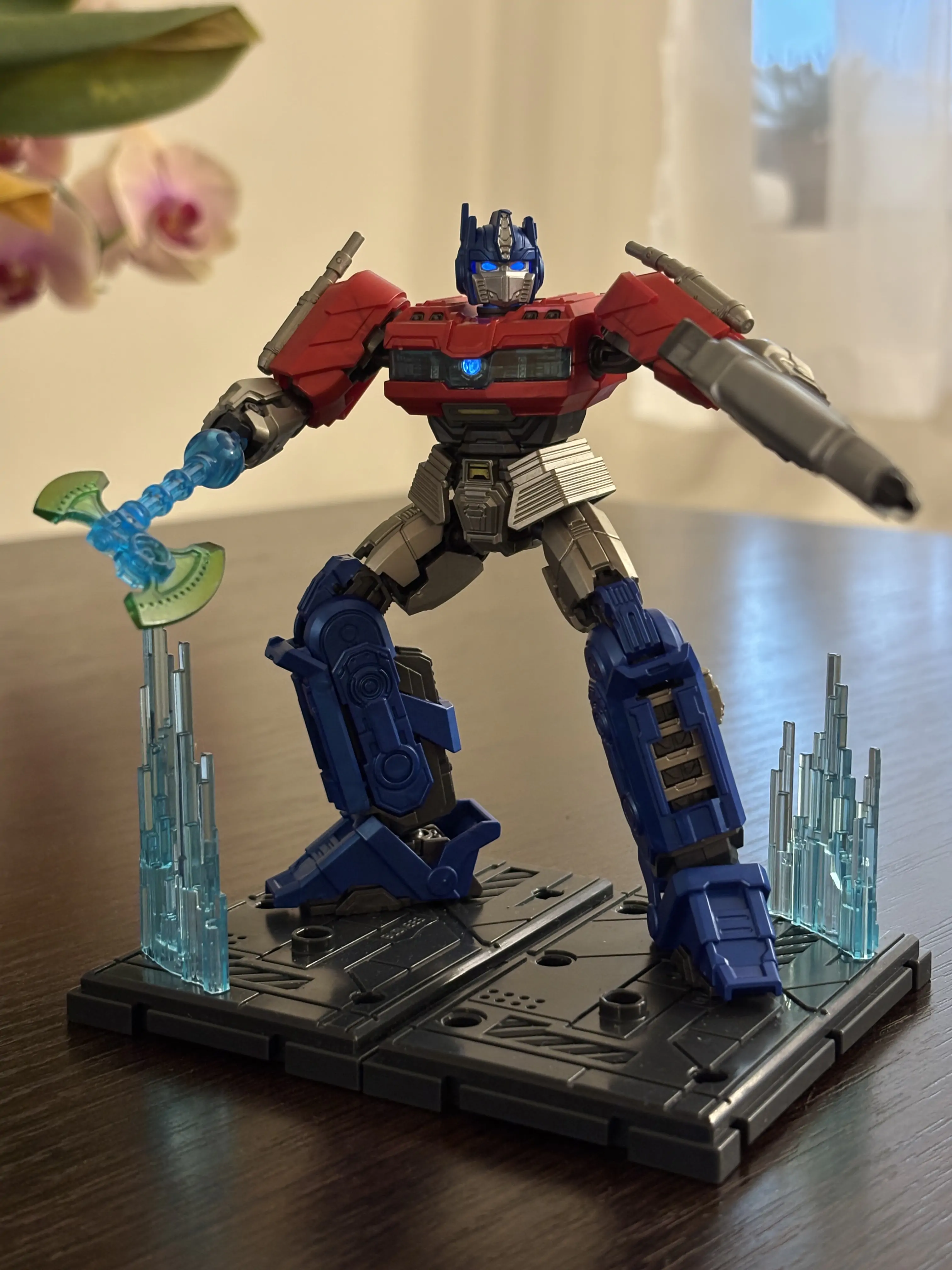 Transformers Blokees Plastični model komplet Classic Class 11 Optimus Prime fotografija izdelka