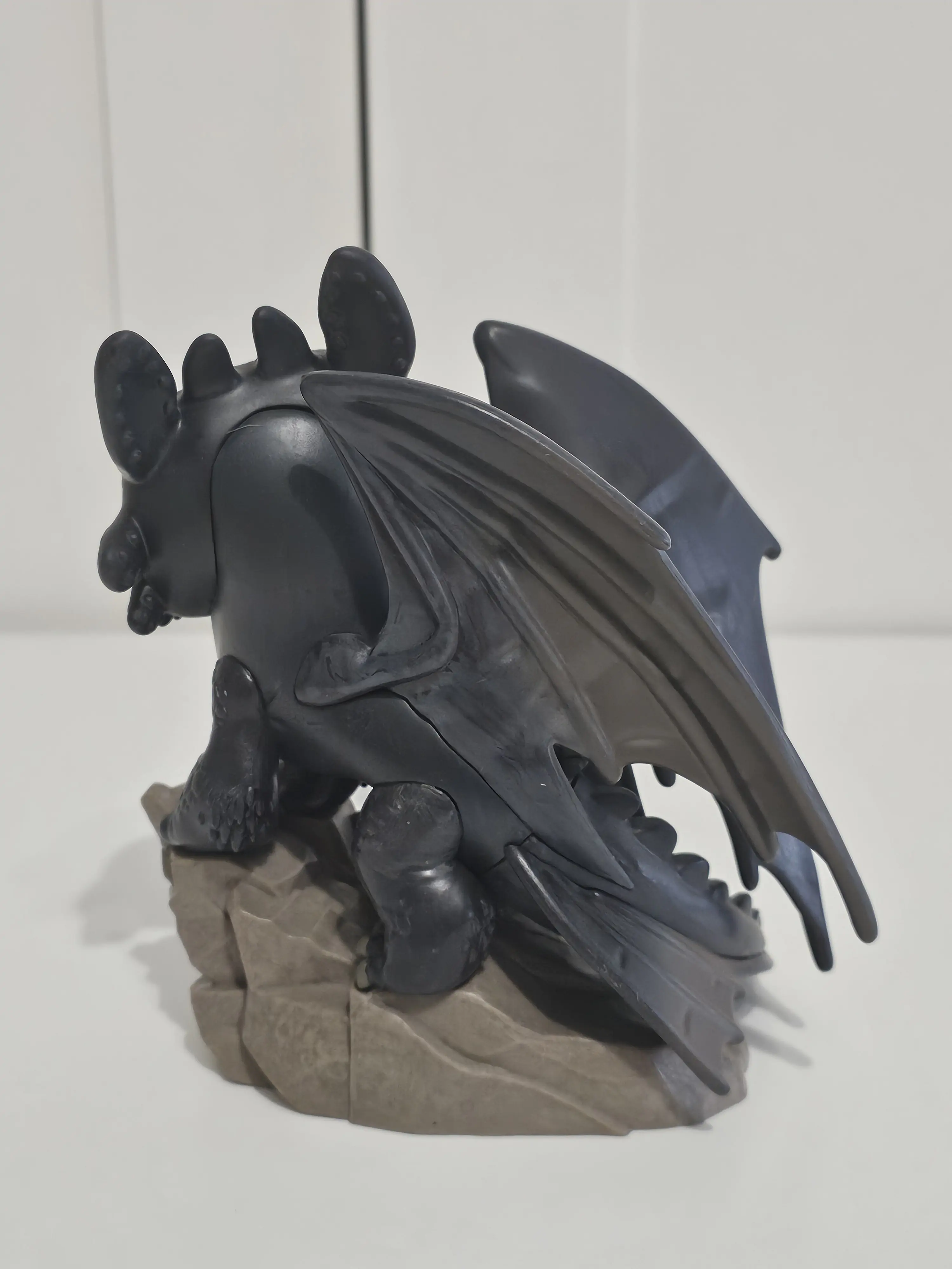 Kako izuriti svojega zmaja LAM Funko POP! Deluxe Vinil Figura Brezzobi 16 cm fotografija izdelka