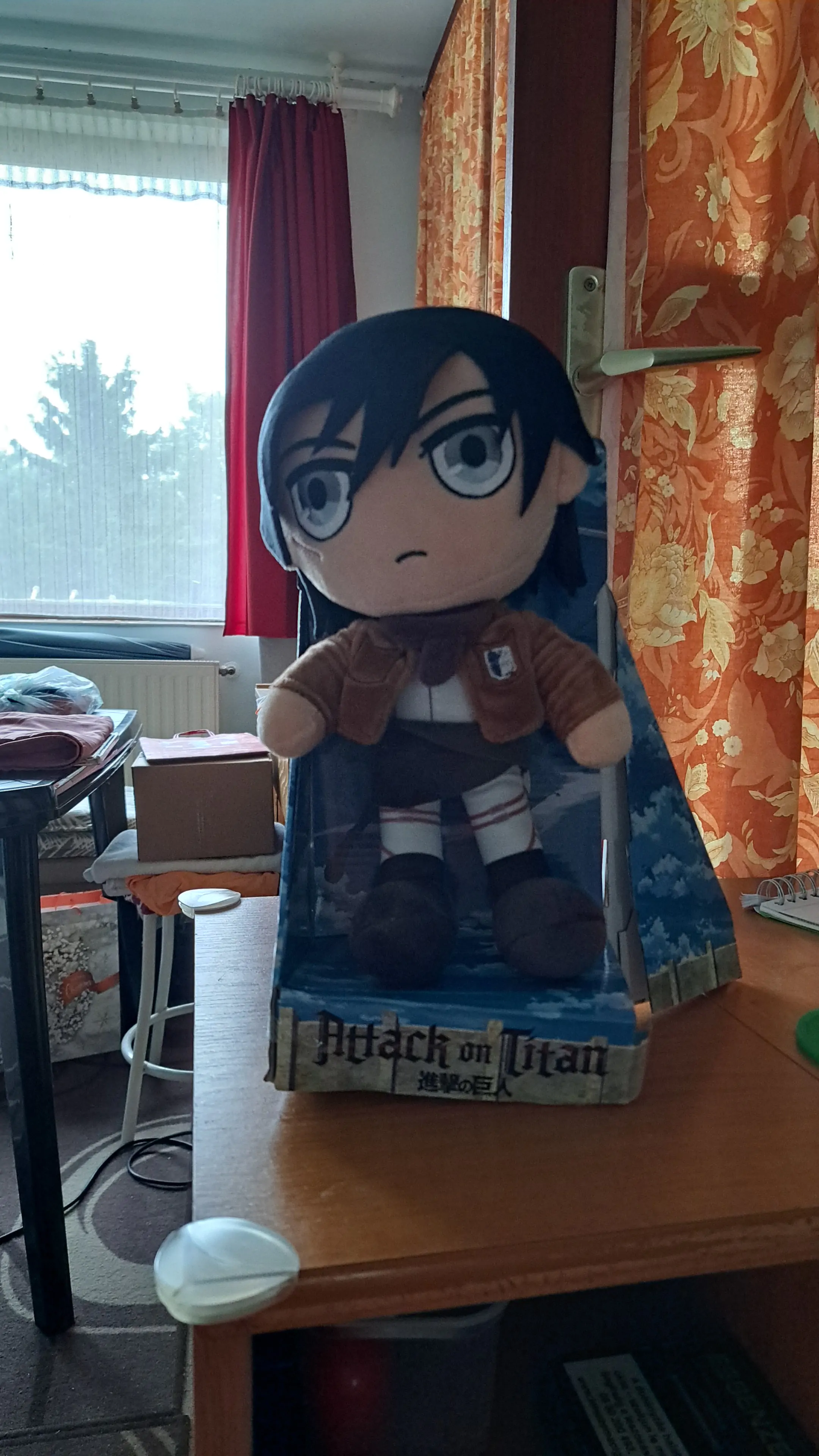 Attack on Titan Mikasa plišasta igrača 27 cm fotografija izdelka