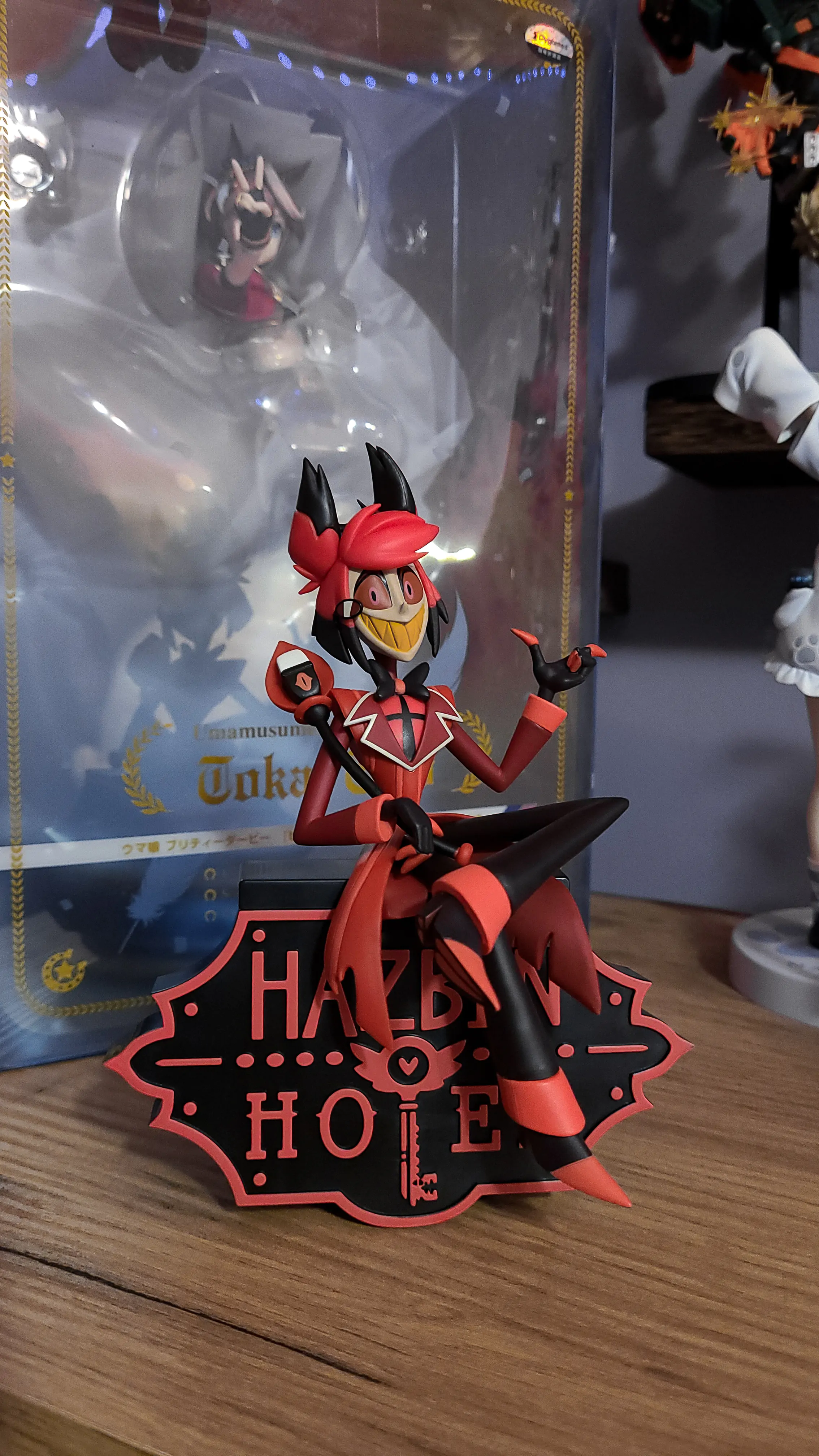 Hazbin Hotel Alastor ver.A figura za vrh monitorja 17 cm fotografija izdelka