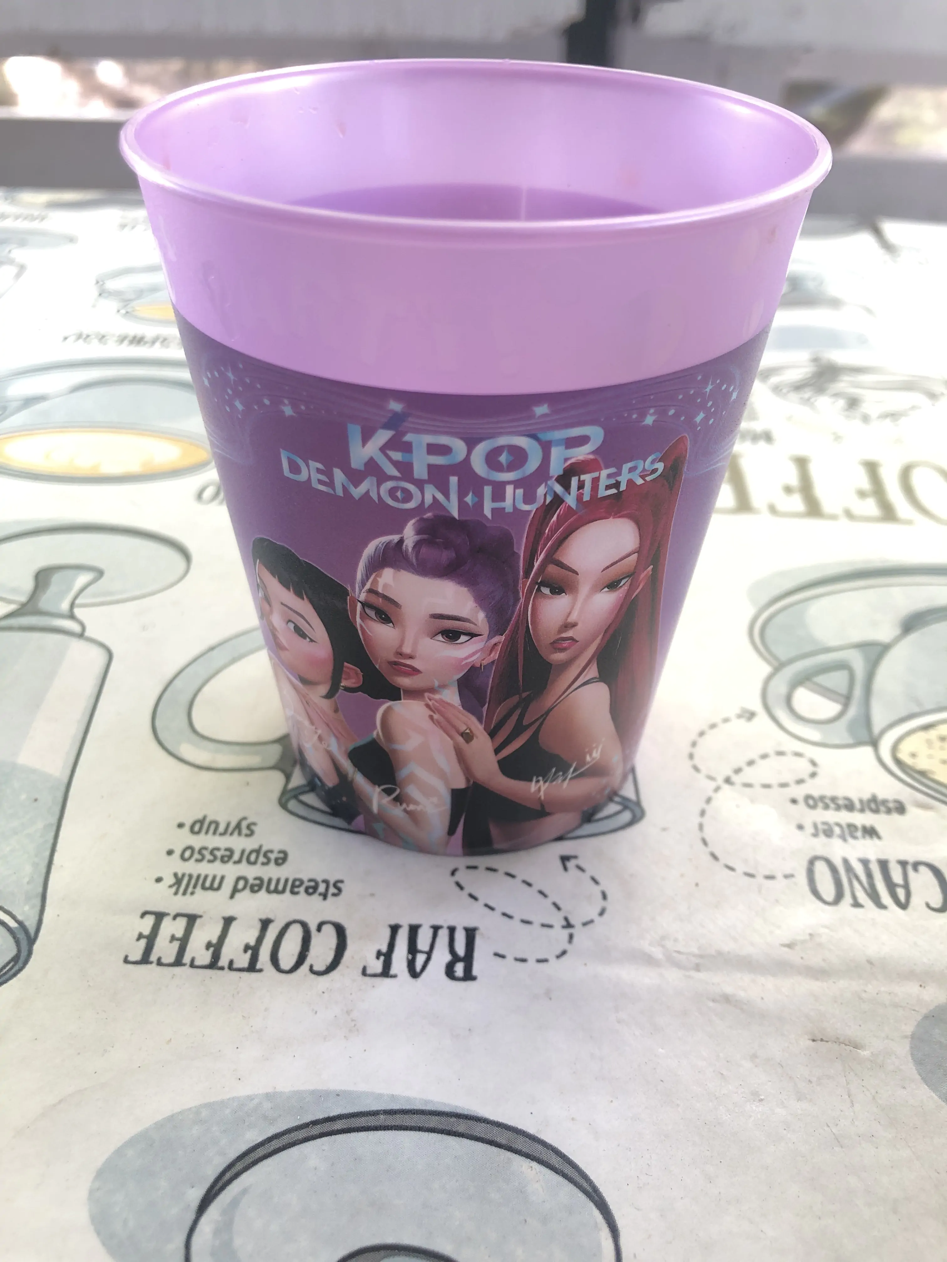 K-pop Demon Hunters komplet 4 plastičnih kozarcev, 250 ml fotografija izdelka