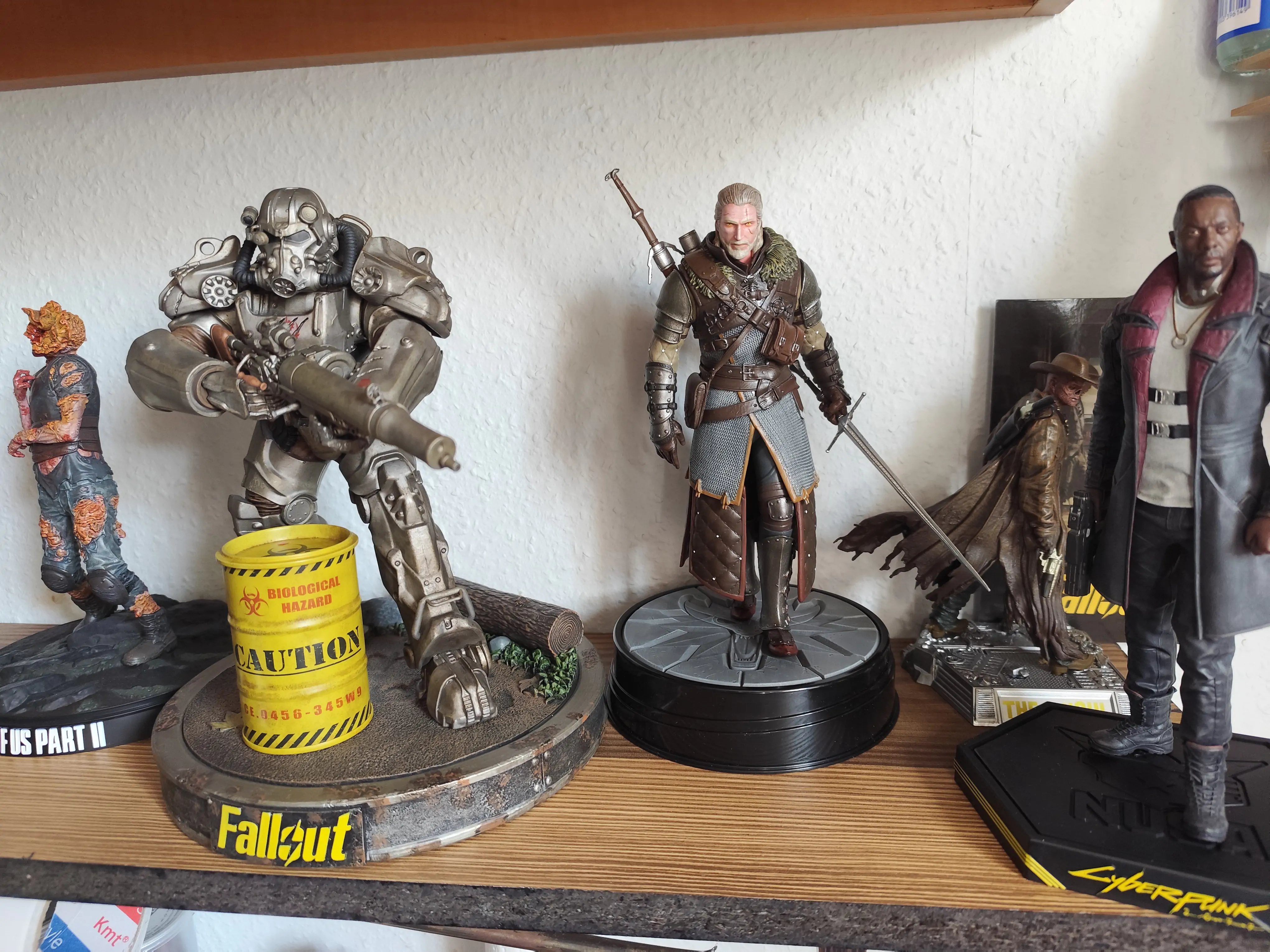 Witcher 3 Wild Hunt PVC Kip Geralt Grandmaster Ursine 24 cm fotografija izdelka