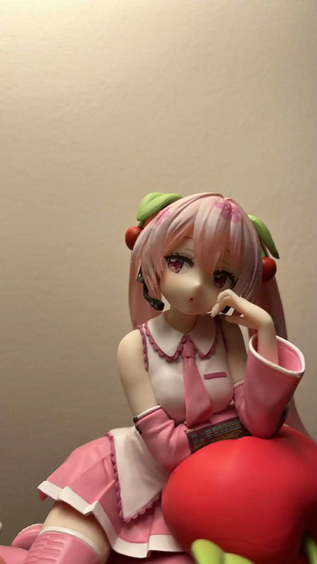 Hatsune Miku PVC Kip Namizna Simpatična Figurica Sakura Miku Češnja Blazina Ver. 13 cm fotografija izdelka