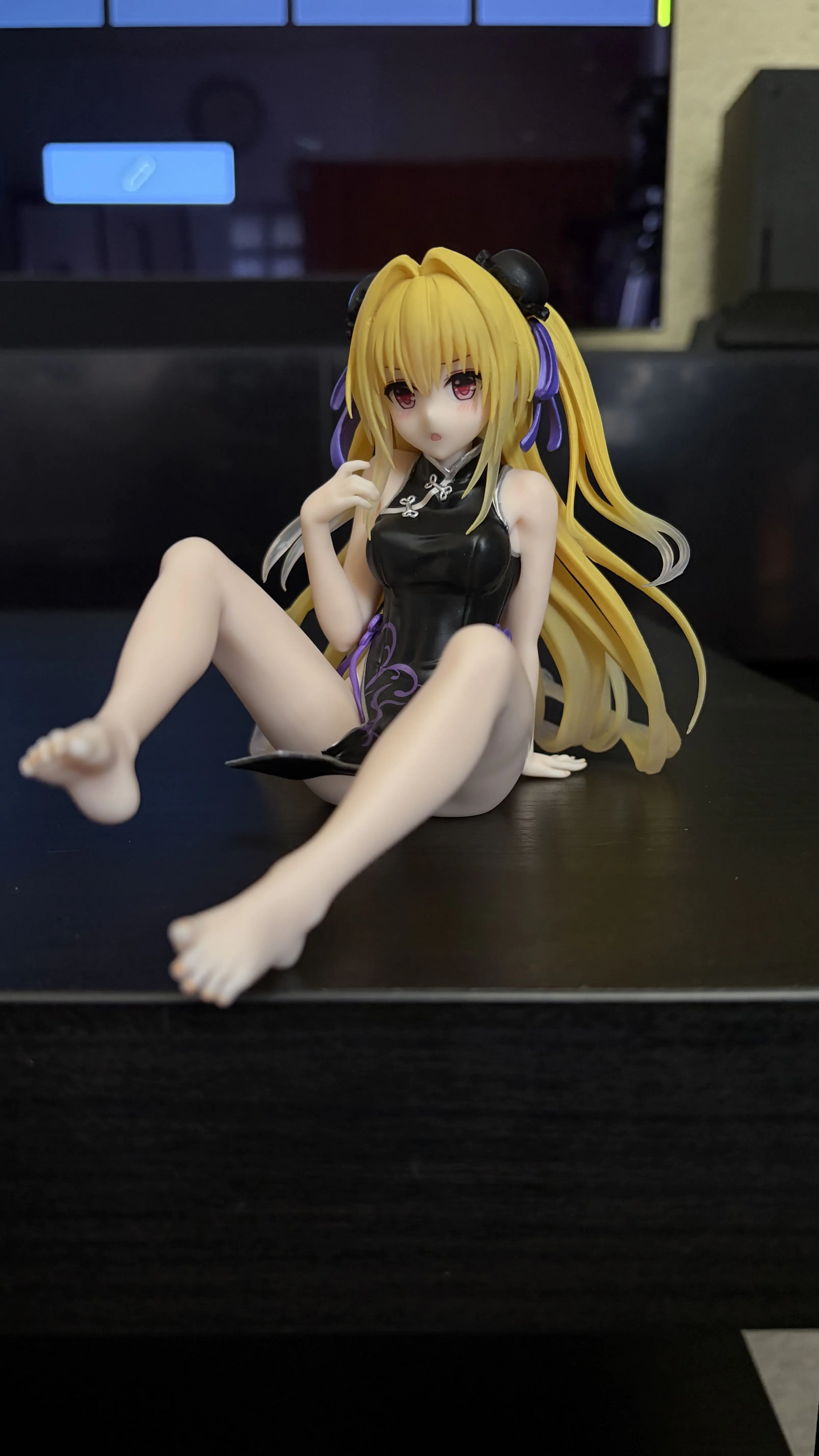 To Love-Ru Darkness PVC kip Namizna ljubka figura Golden Darkness (China Dress Ver.) Renewal 13 cm fotografija izdelka