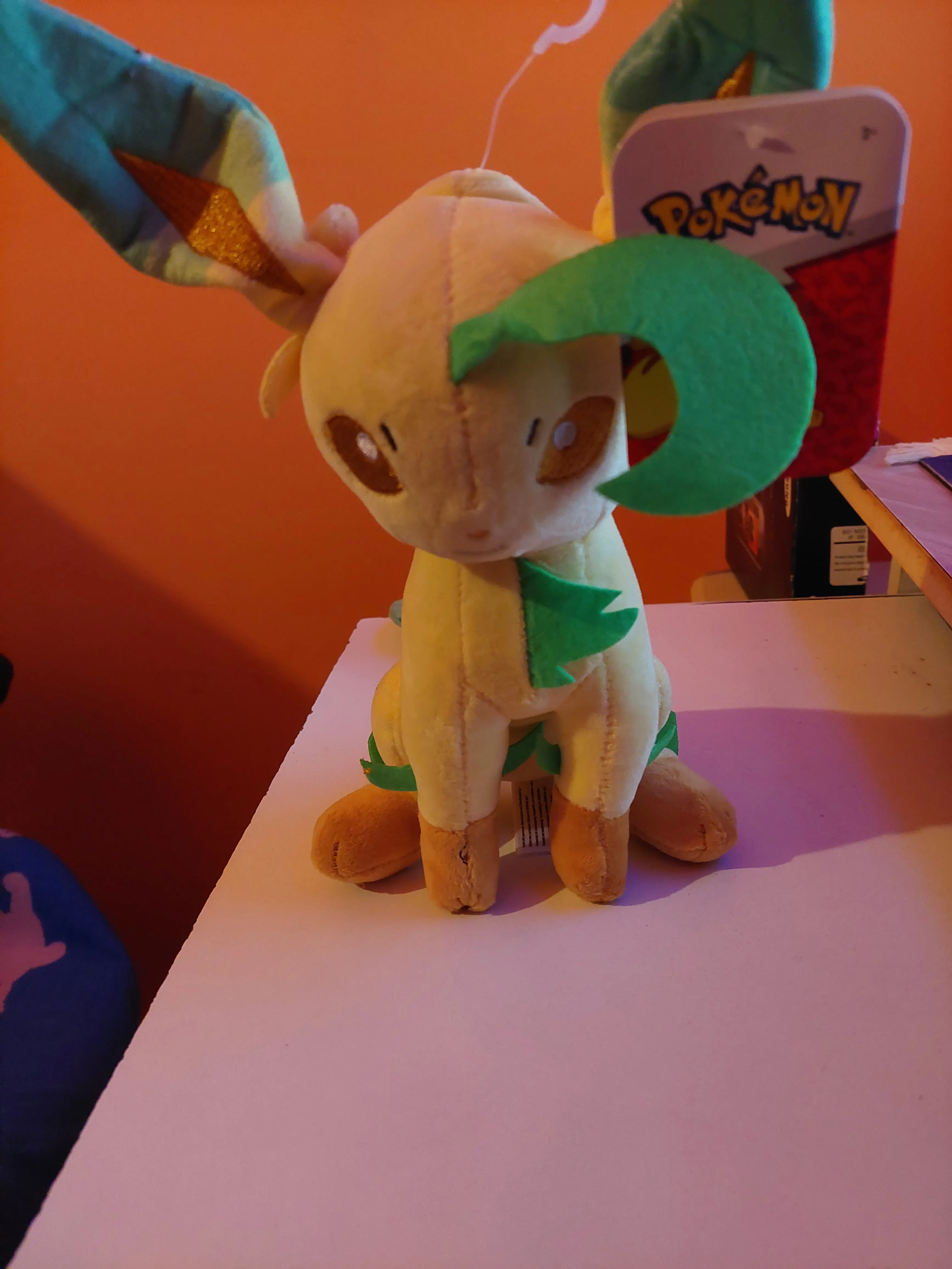 Pokemon Leafeon plišasta igrača 23 cm fotografija izdelka