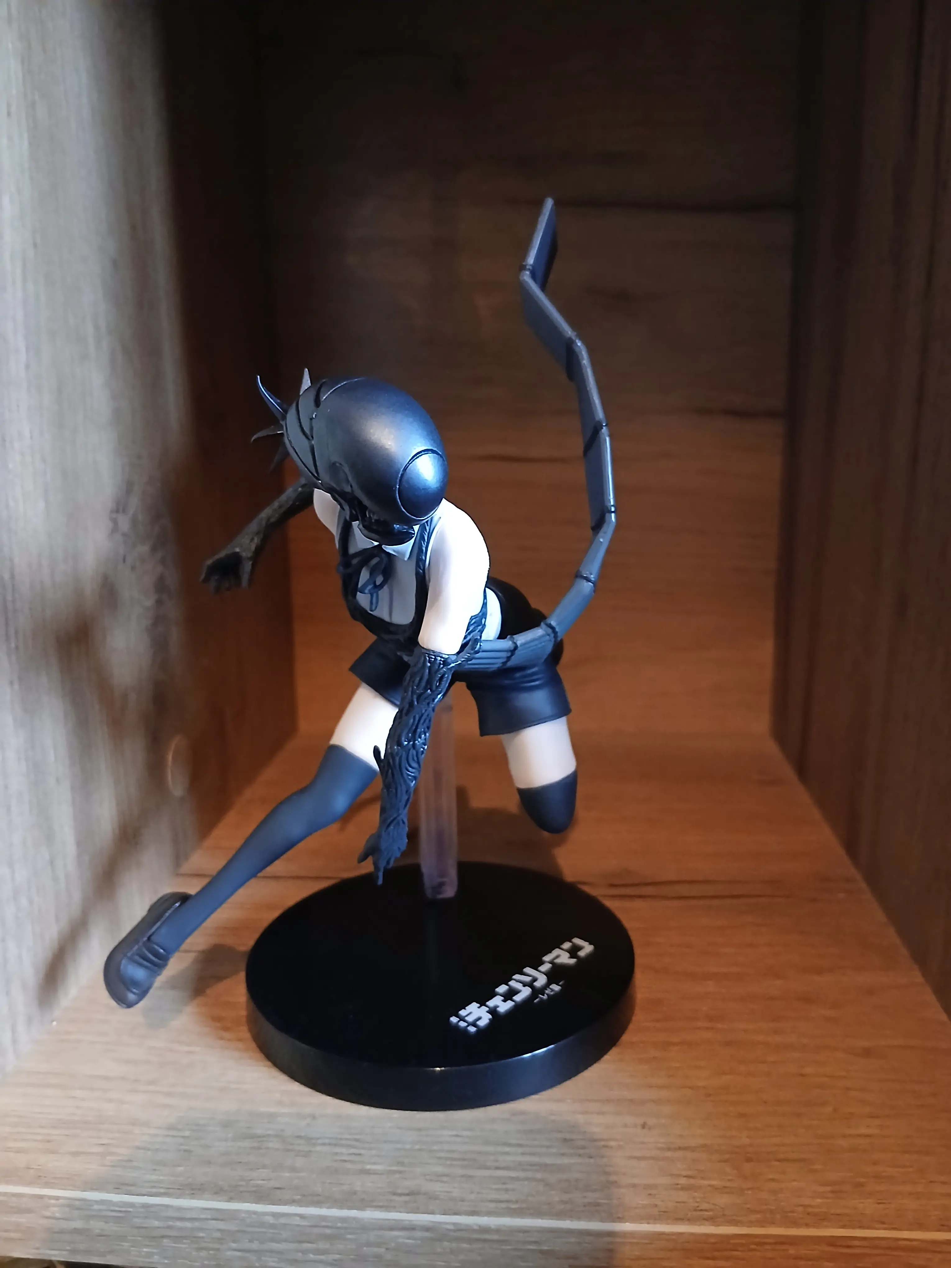 Chainsaw Man Bomb Ichibansho figura 15 cm fotografija izdelka