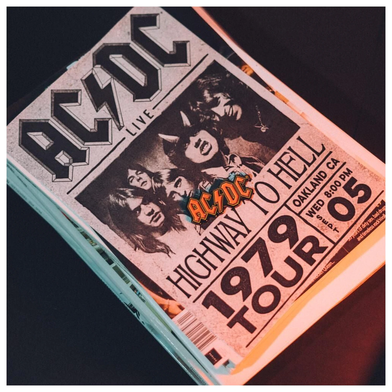 AC/DC magnet fotografija izdelka