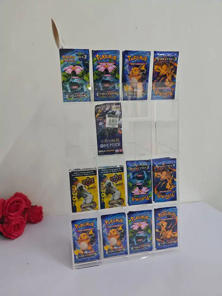 Akrilno namizno stojalo za pakete kart za trgovanje fotografija izdelka