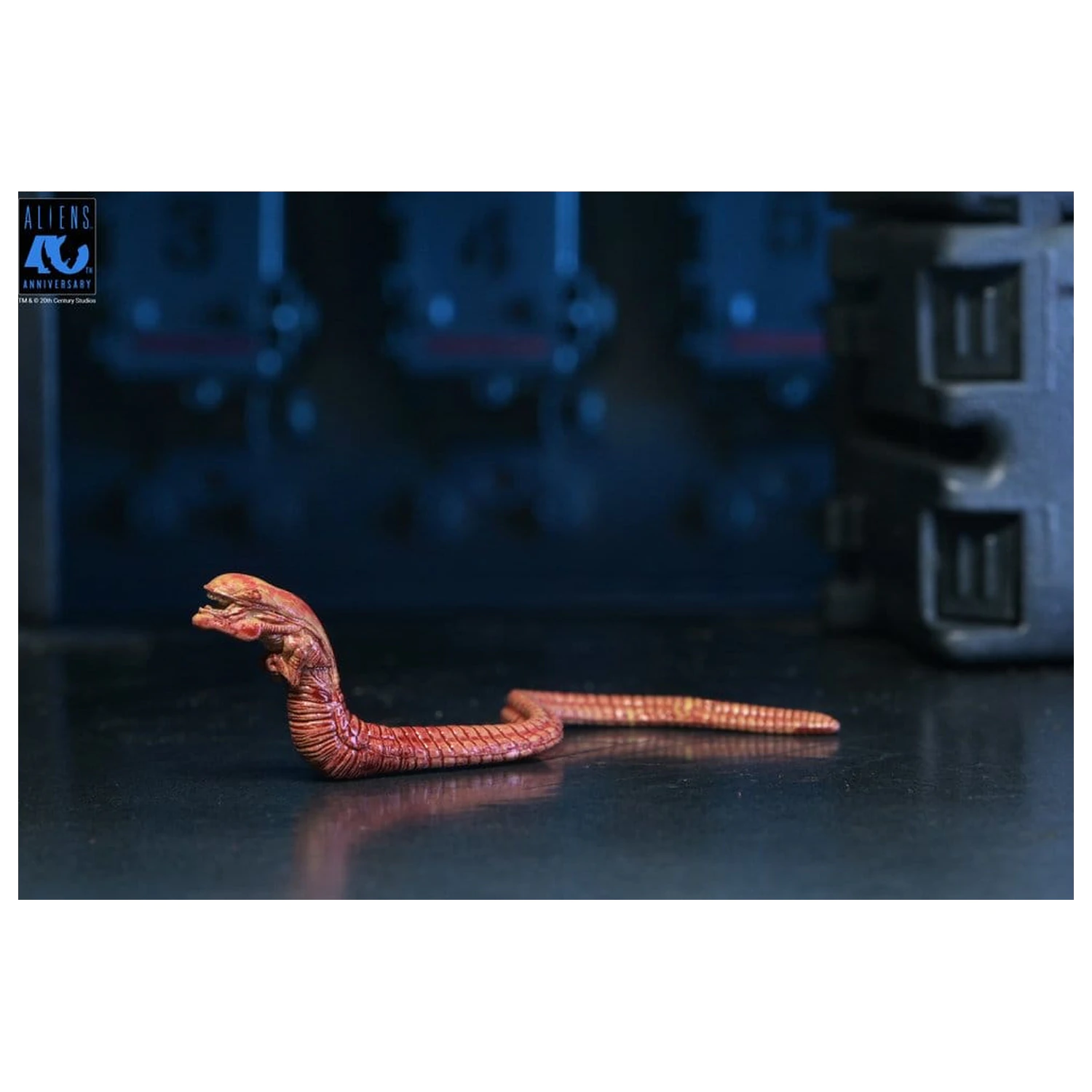 Aliens Ultimate Action Figure Warrior (1986) Xenomorph Black (40th Anniversary) 23 centimetrov fotografija izdelka