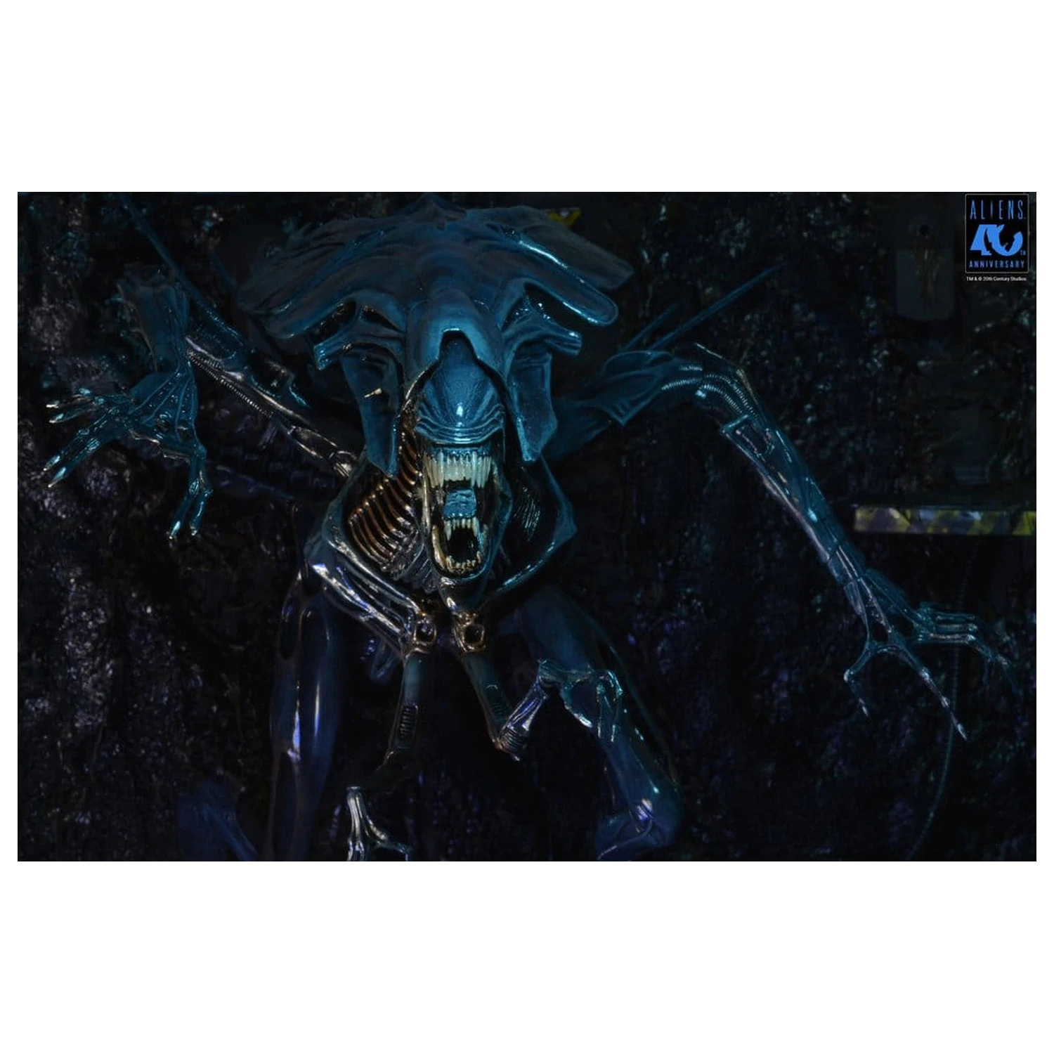 Aliens Ultra Deluxe akcijska figura Alien Queen (40th Anniversary) 38 cm fotografija izdelka