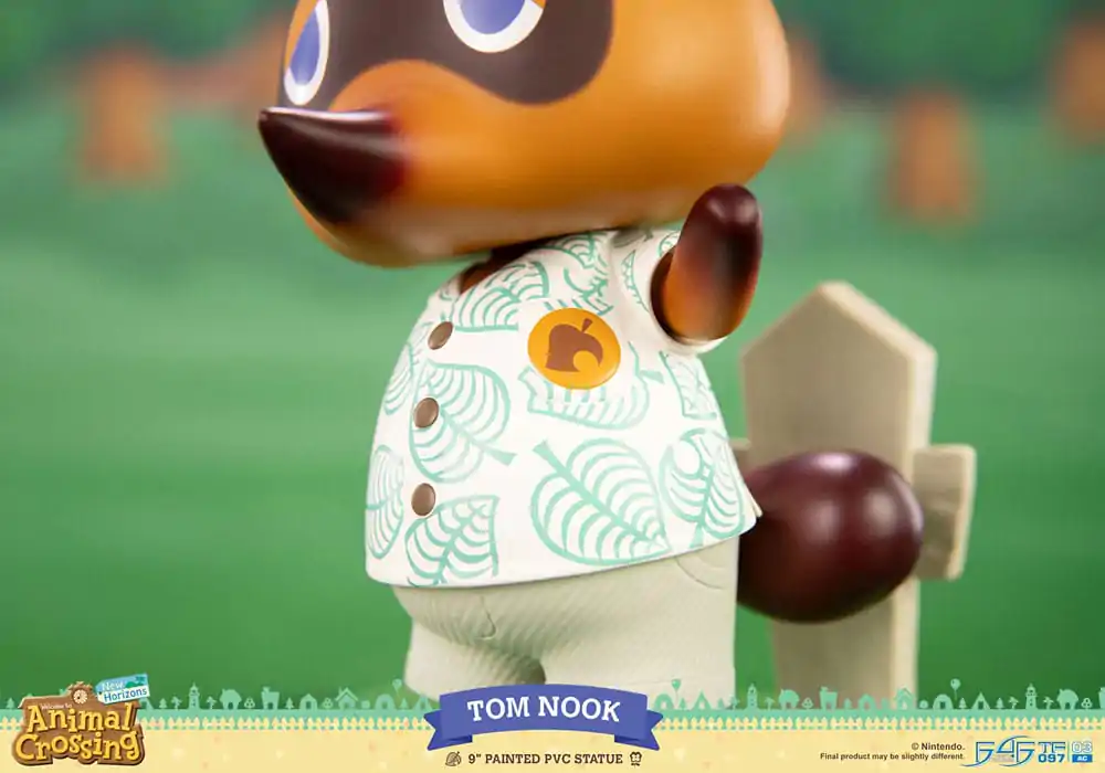 Animal Crossing: New Horizons PVC kip Tom Nook 22 cm fotografija izdelka