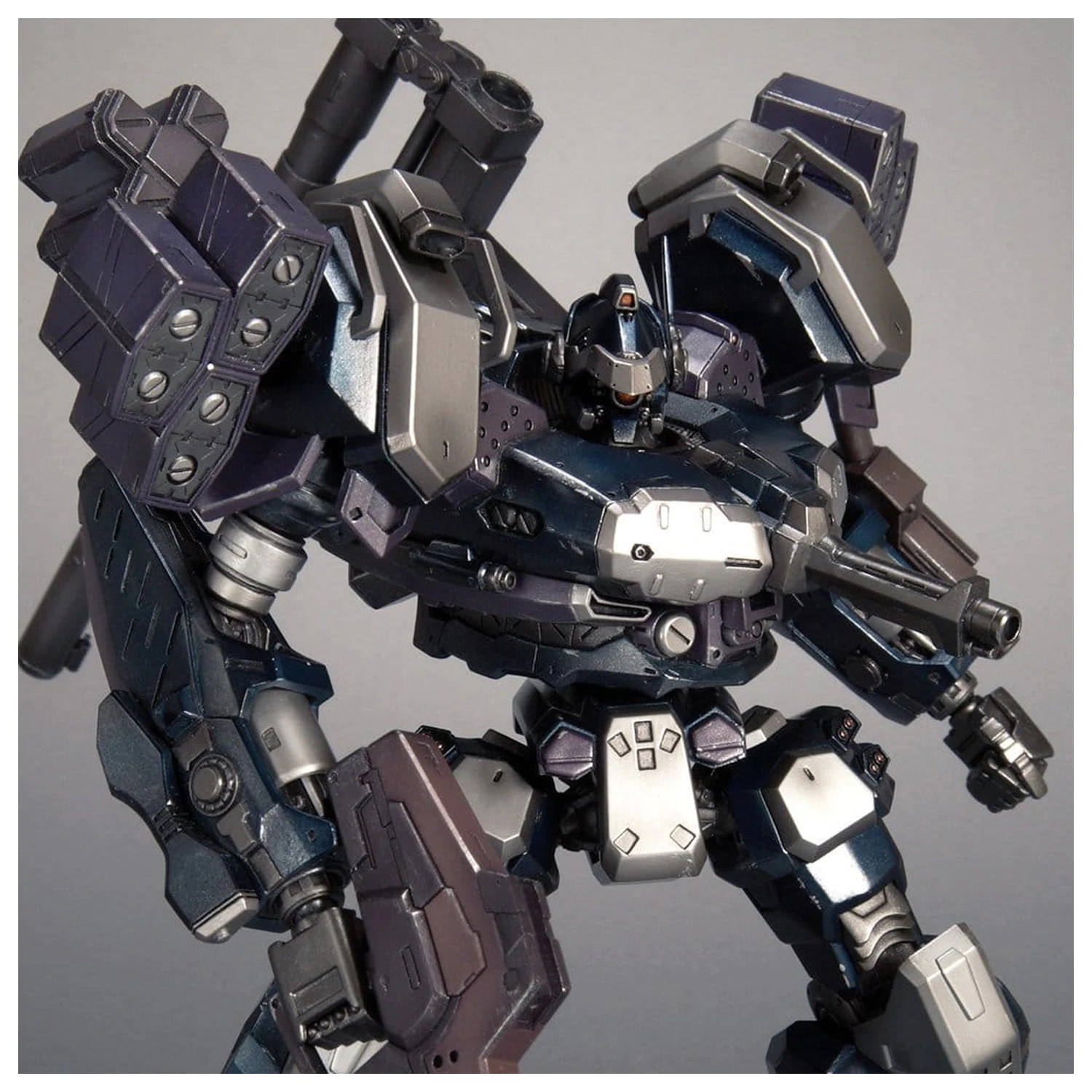Armored Core Plastični model 1/72 CREST CR-C75U2 Close Quarters Ver. 16 cm fotografija izdelka