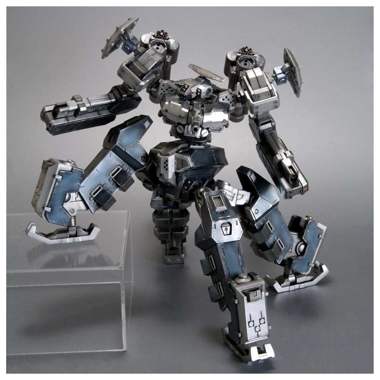 Armored Core plastični modelarski komplet 1/72 CREST CR-C75U2 DELTA Ver. 16 cm fotografija izdelka