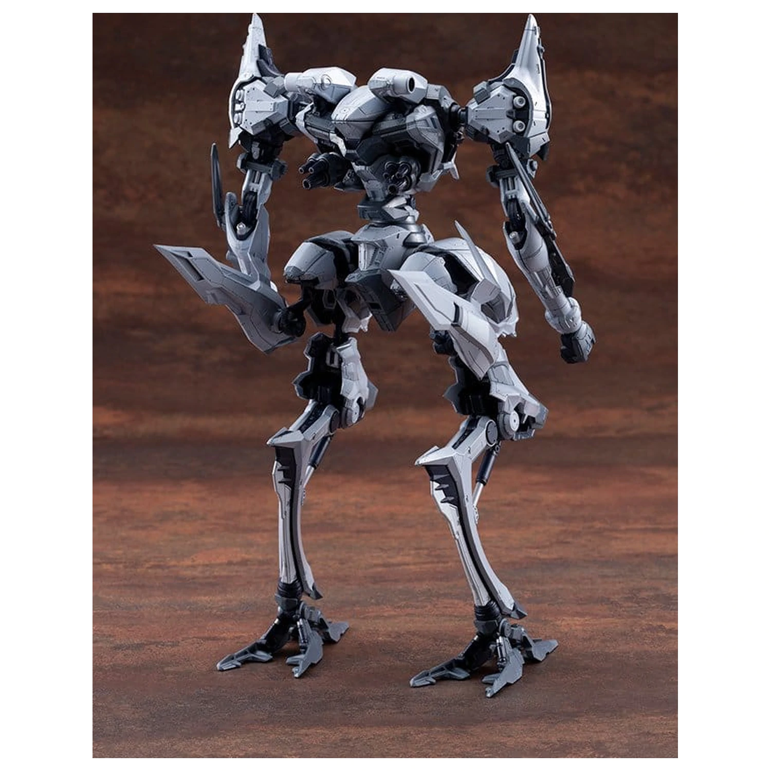 Armored Core V.I.O.S. Plastic Model Kit Schneider Nachtreihe/40E Close-Quarters Assault Type 27 cm fotografija izdelka