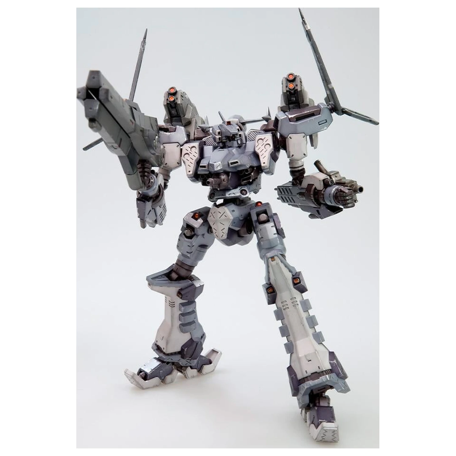Armored Core VI Crest CR-C98E2 Assault Type maketa 16 cm fotografija izdelka