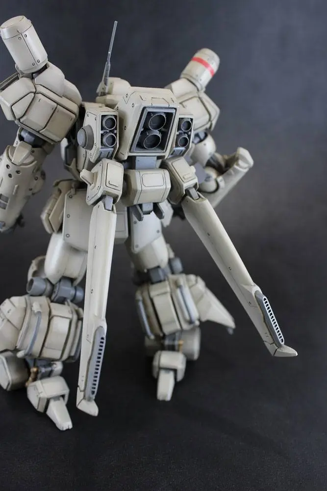Assault Suits Leynos plastični model komplet 1/35 AS-5E3 Leynos (Player Type) Renewal Ver. 28 cm fotografija izdelka