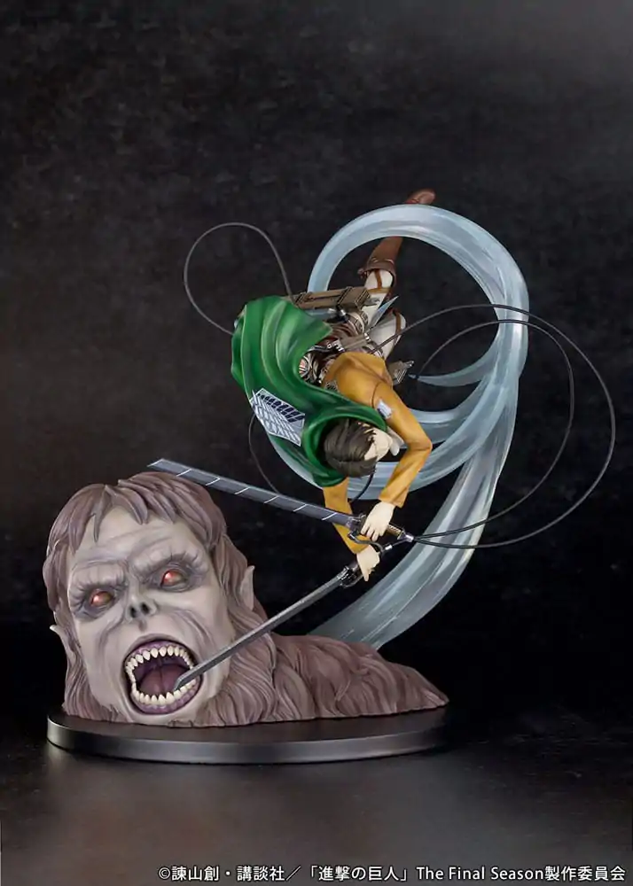 Attack on Titan PVC Kip 1/7 Levi proti Beast Titan Ver. 28 cm fotografija izdelka