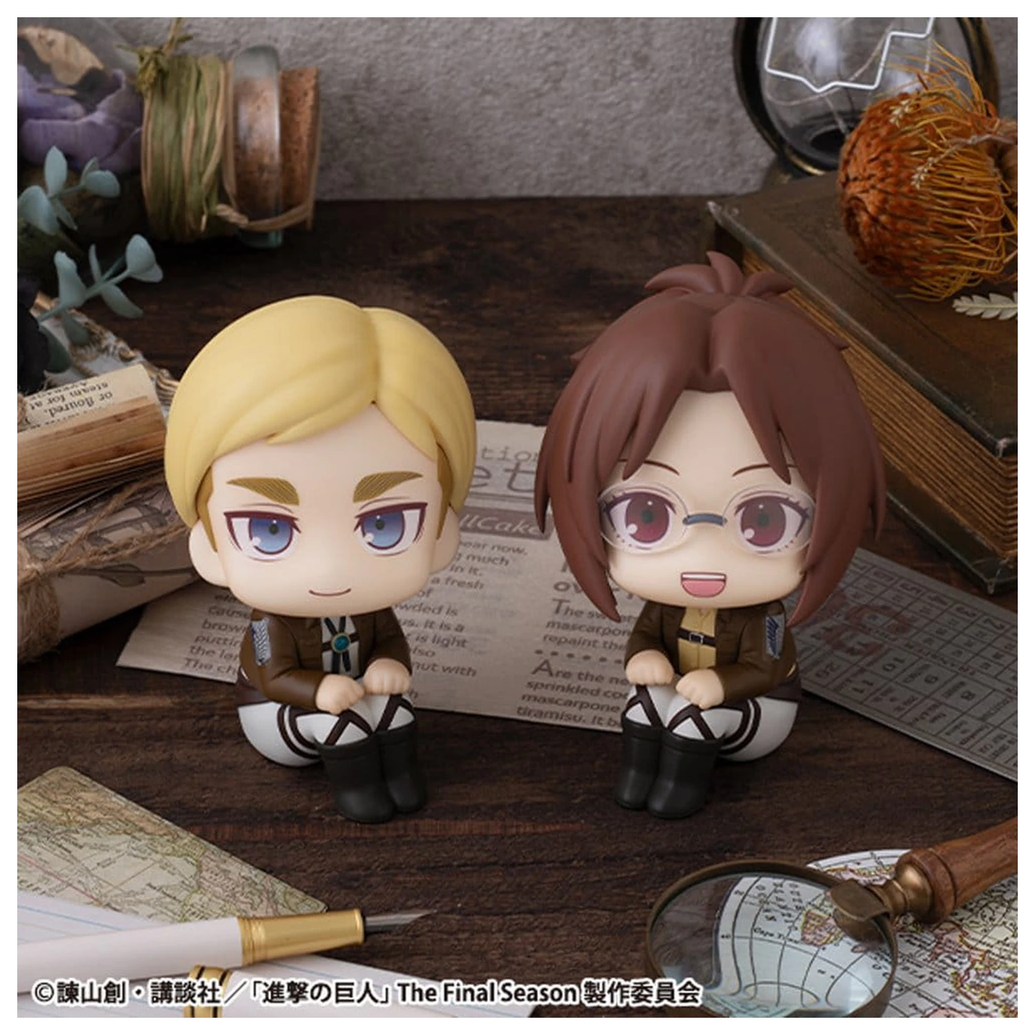 Attack on Titan Look Up PVC Kipi Hange Zoe & Erwin Smith (z darilom) 11 cm fotografija izdelka