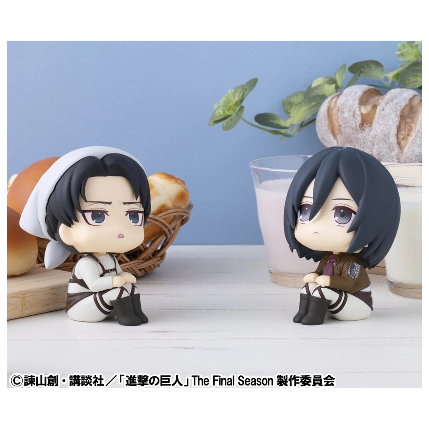 Attack on Titan Look Up PVC Kipi Levi Cleaning up Ver. & Mikasa Ackerman (z darilom) 11 cm fotografija izdelka