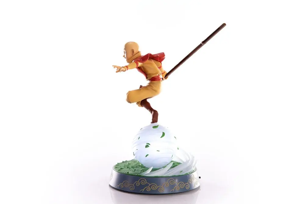 Avatar: The Last Airbender PVC Kip Aang Collector's Edition 27 cm fotografija izdelka