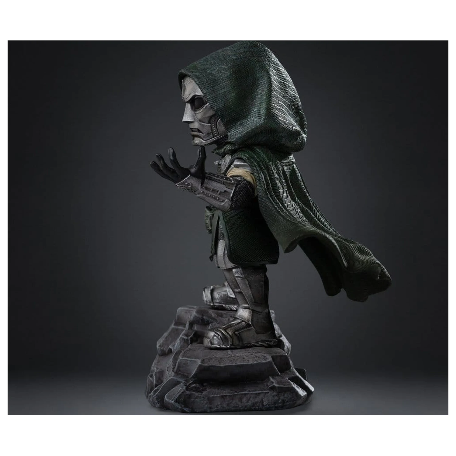 Avengers: Doomsday MiniCo kip Doctor Doom 15 cm fotografija izdelka