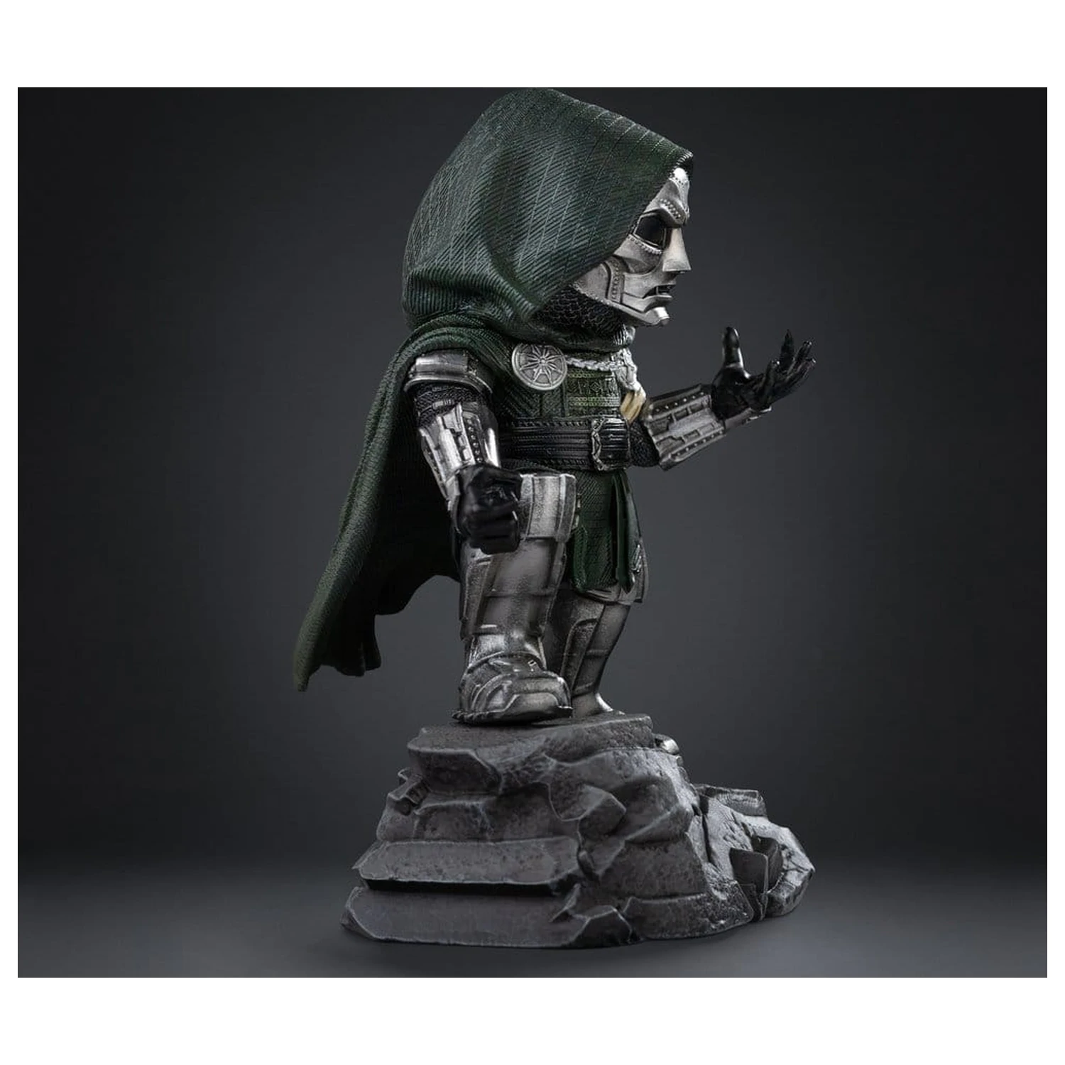 Avengers: Doomsday MiniCo kip Doctor Doom 15 cm fotografija izdelka