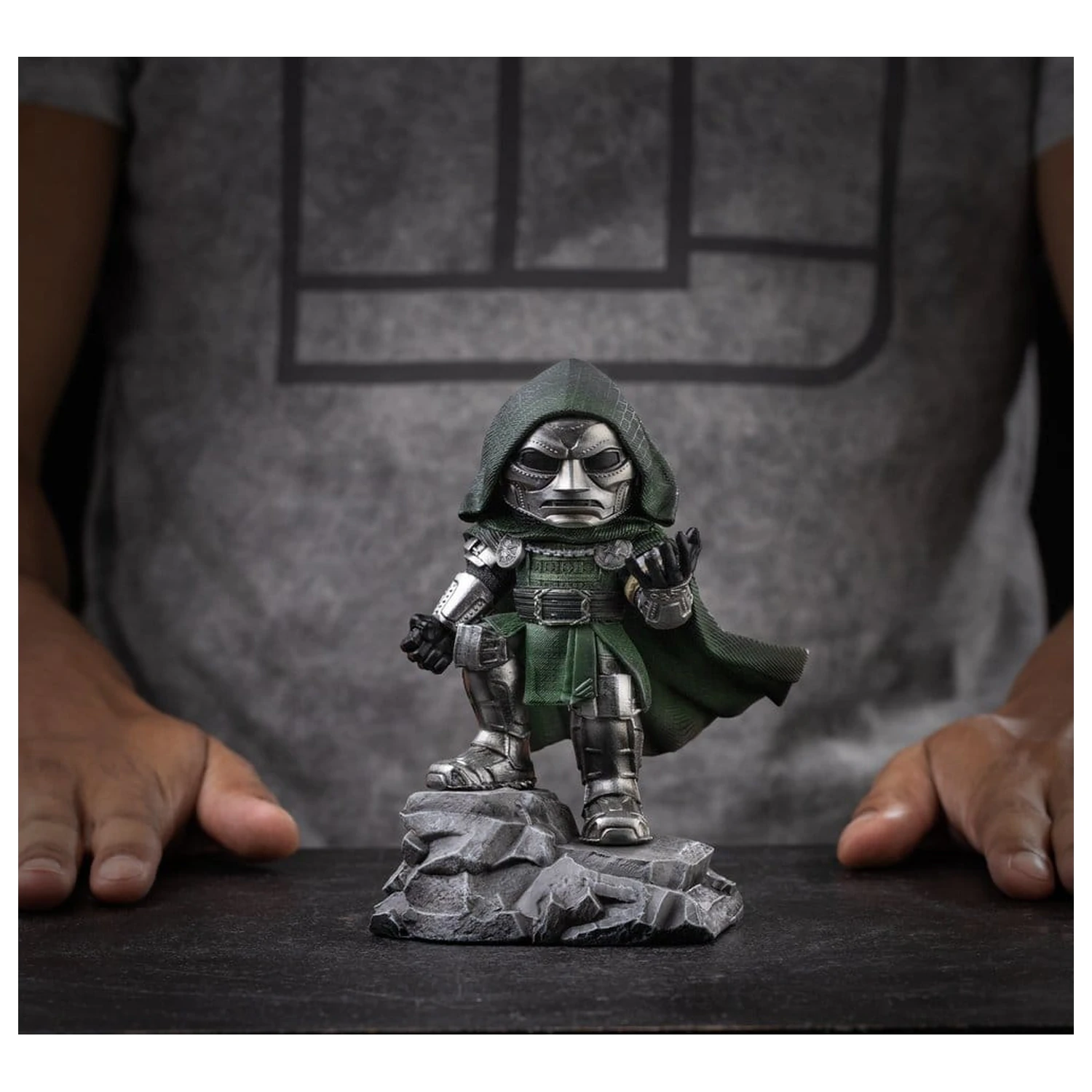 Avengers: Doomsday MiniCo kip Doctor Doom 15 cm fotografija izdelka