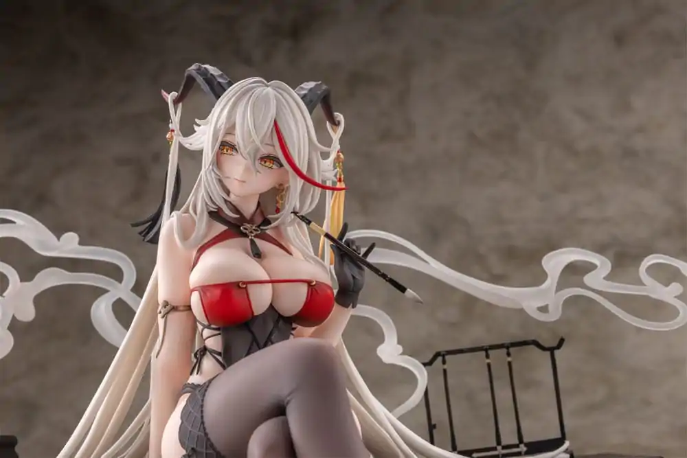 Azur Lane PVC Kip 1/6 Agir Golden Dragon Among Auspicious Clouds Ver. 22 cm fotografija izdelka