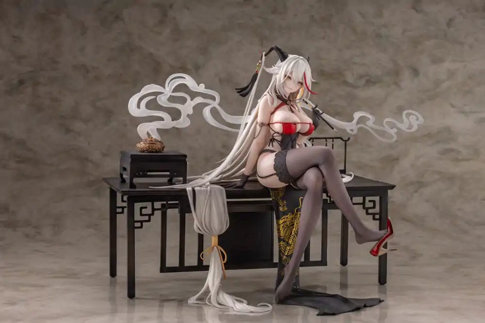 Azur Lane PVC Kip 1/6 Agir Golden Dragon Among Auspicious Clouds Ver. 22 cm fotografija izdelka