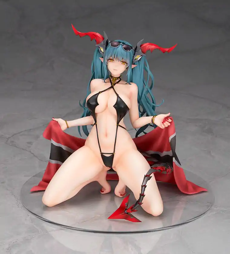 Azur Lane PVC Kip 1/7 Regensburg Dark Dragon and the Coast of Light Ver. 16 cm fotografija izdelka