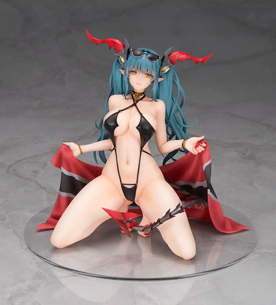 Azur Lane PVC Kip 1/7 Regensburg Dark Dragon and the Coast of Light Ver. 16 cm fotografija izdelka