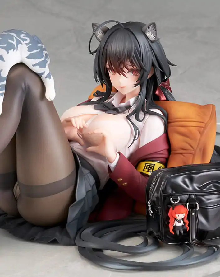 Azur Lane PVC Kip 1/7 Taiho Sweet Time After School Ver. 32 cm fotografija izdelka