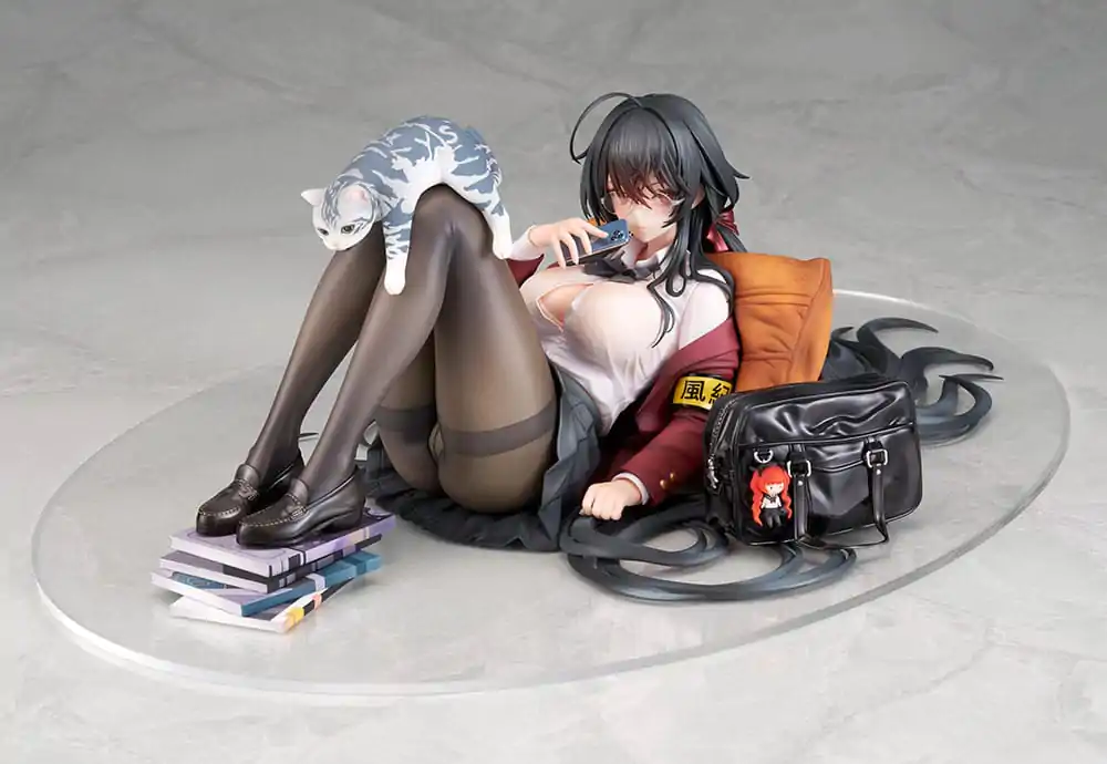 Azur Lane PVC Kip 1/7 Taiho Sweet Time After School Ver. 32 cm fotografija izdelka