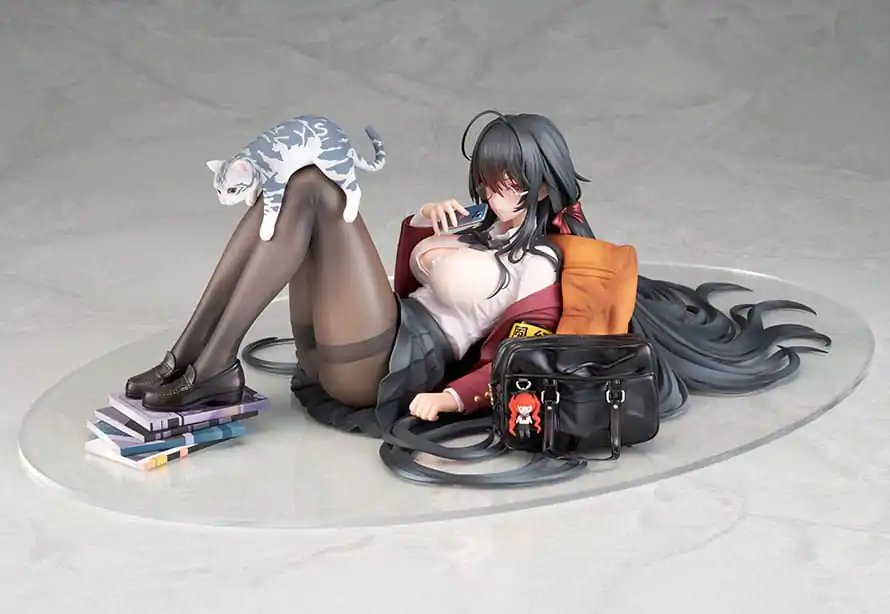 Azur Lane PVC Kip 1/7 Taiho Sweet Time After School Ver. 32 cm fotografija izdelka