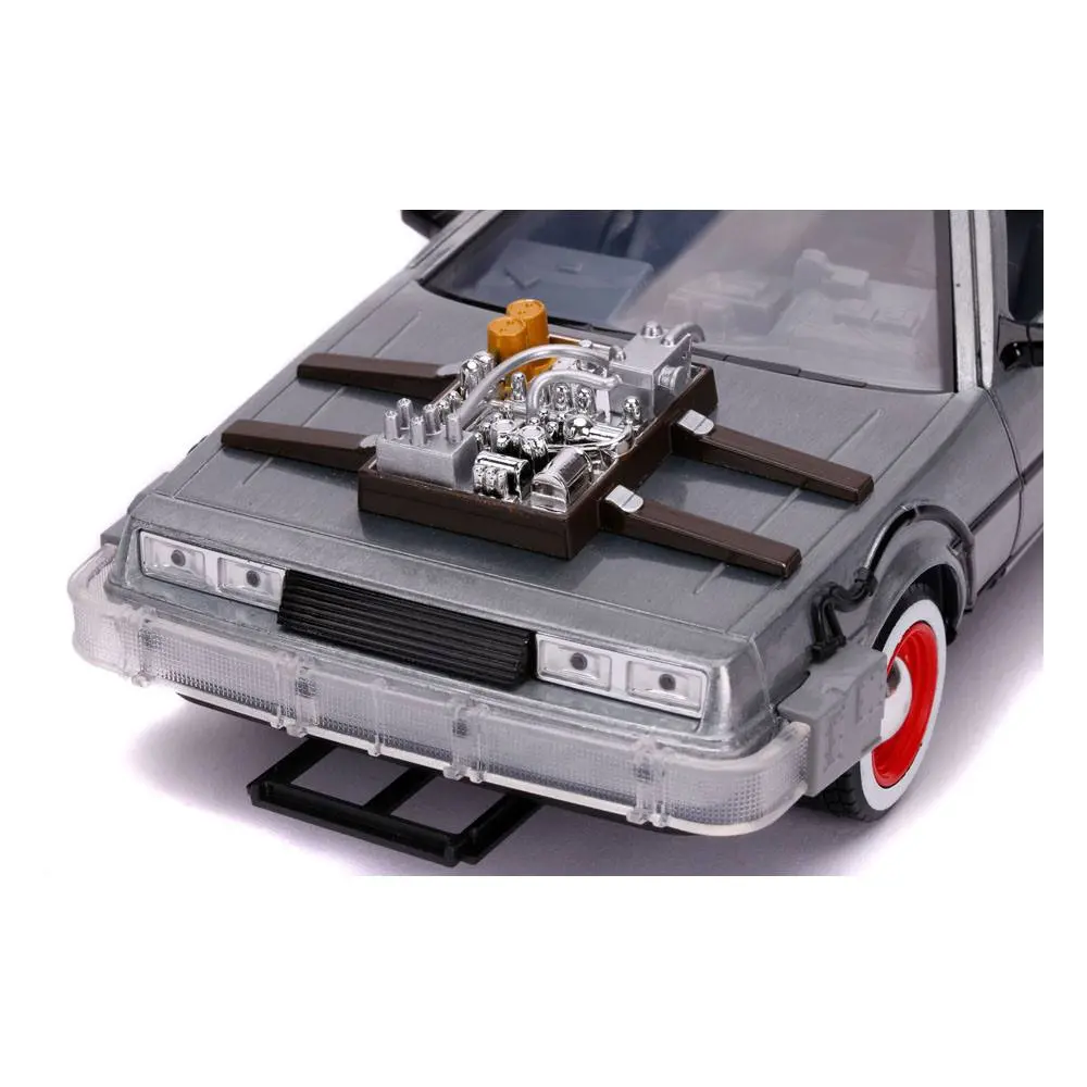 Back to the Future III Hollywood Rides modelček iz tlačno litega materiala 1/24 DeLorean Time Machine fotografija izdelka