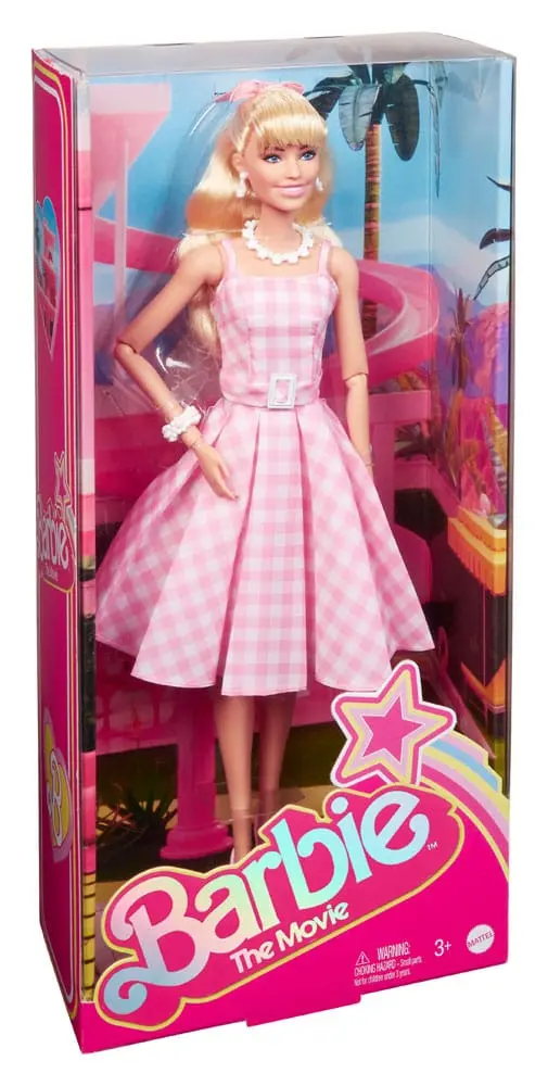 Barbie The Movie Doll Barbie v roza obleki Gingham [POŠKODOVANO PAKIRANJE] fotografija izdelka