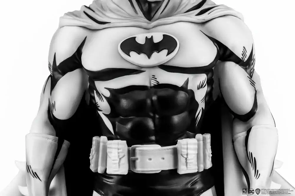 Batman PX PVC Kip 1/8 SDCC 2024 Batman Black & White Version 27 cm fotografija izdelka