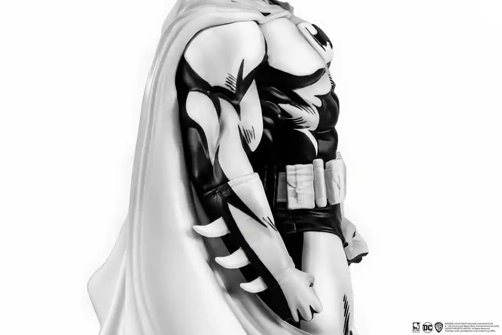 Batman PX PVC Kip 1/8 SDCC 2024 Batman Black & White Version 27 cm fotografija izdelka