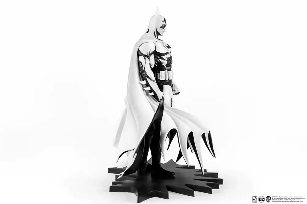 Batman PX PVC Kip 1/8 SDCC 2024 Batman Black & White Version 27 cm fotografija izdelka