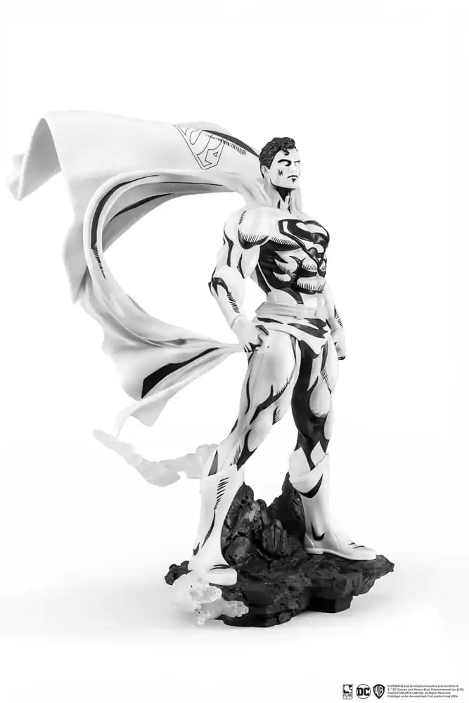 Batman PX PVC Kip 1/8 SDCC 2024 Superman Black & White Version 30 cm fotografija izdelka