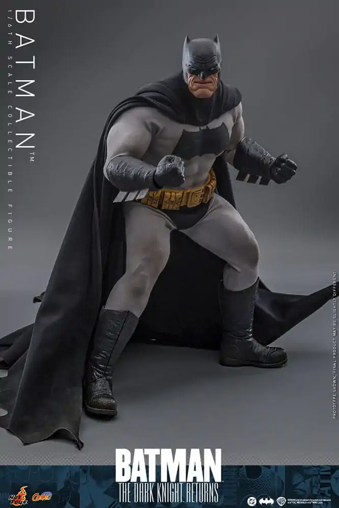 Batman: The Dark Knight Returns Comic Masterpiece Akcijska Figura 1/6 Batman 32 cm fotografija izdelka