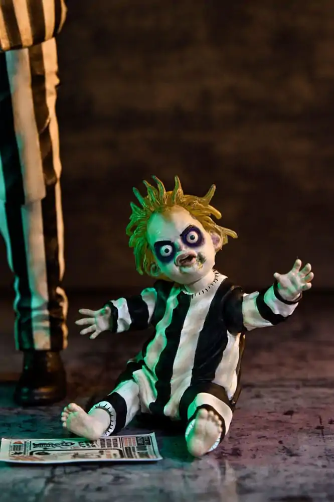 Beetlejuice Beetlejuice Akcijska figura 7 Scale Ultimate Striped Suit Beetlejuice 18 cm fotografija izdelka