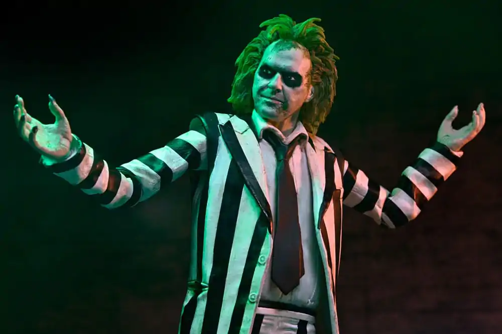 Beetlejuice Beetlejuice Akcijska figura 7 Scale Ultimate Striped Suit Beetlejuice 18 cm fotografija izdelka