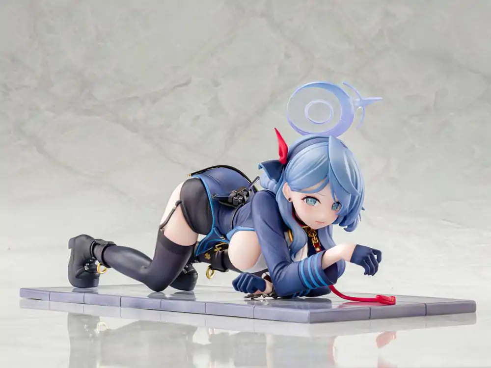 Blue Archive PVC kip 1/7 Ako Memorial Lobby Ver. 23 cm fotografija izdelka