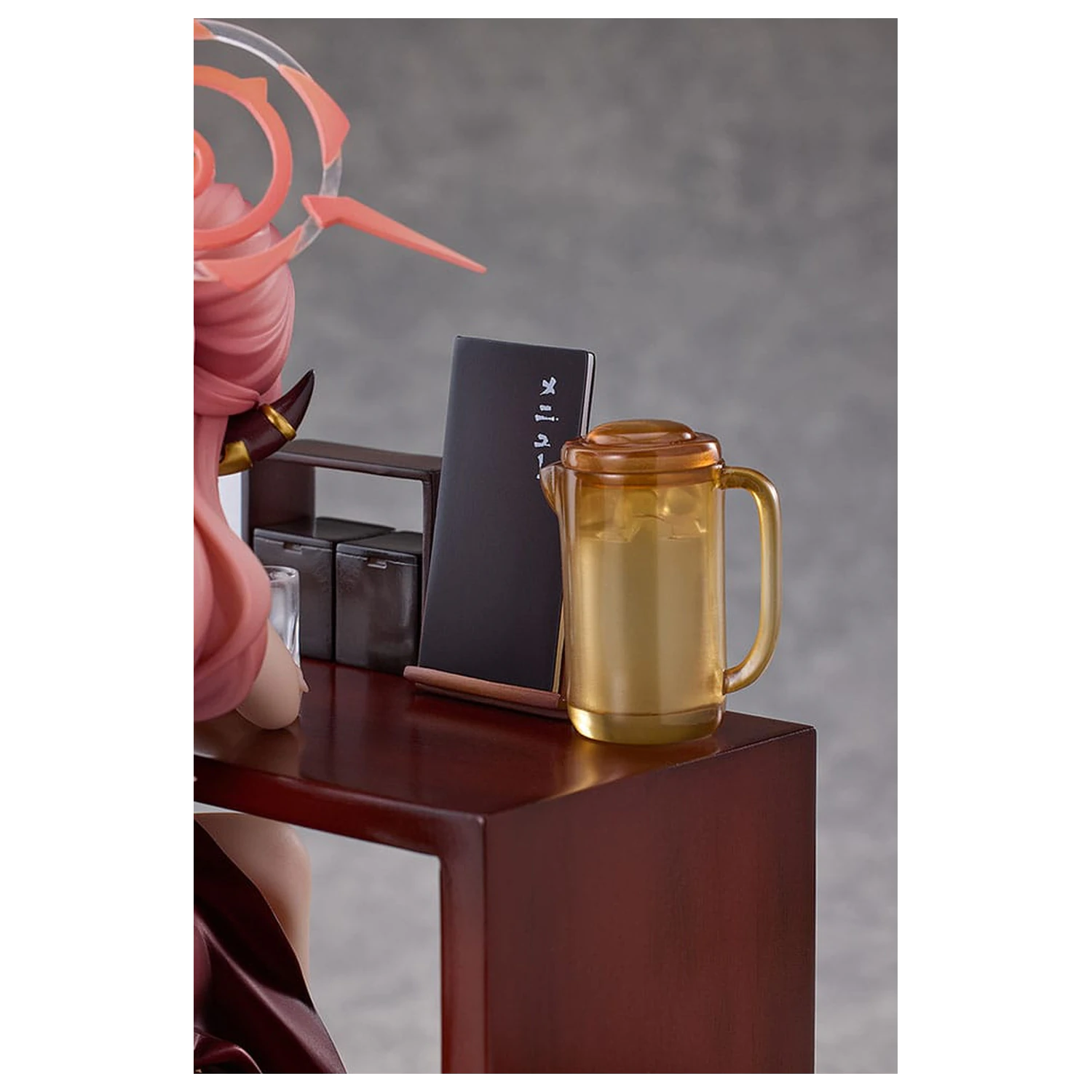 Blue Archive PVC Kip 1/7 Aru (Dress): Memorial Lobby Ver. 23 cm fotografija izdelka