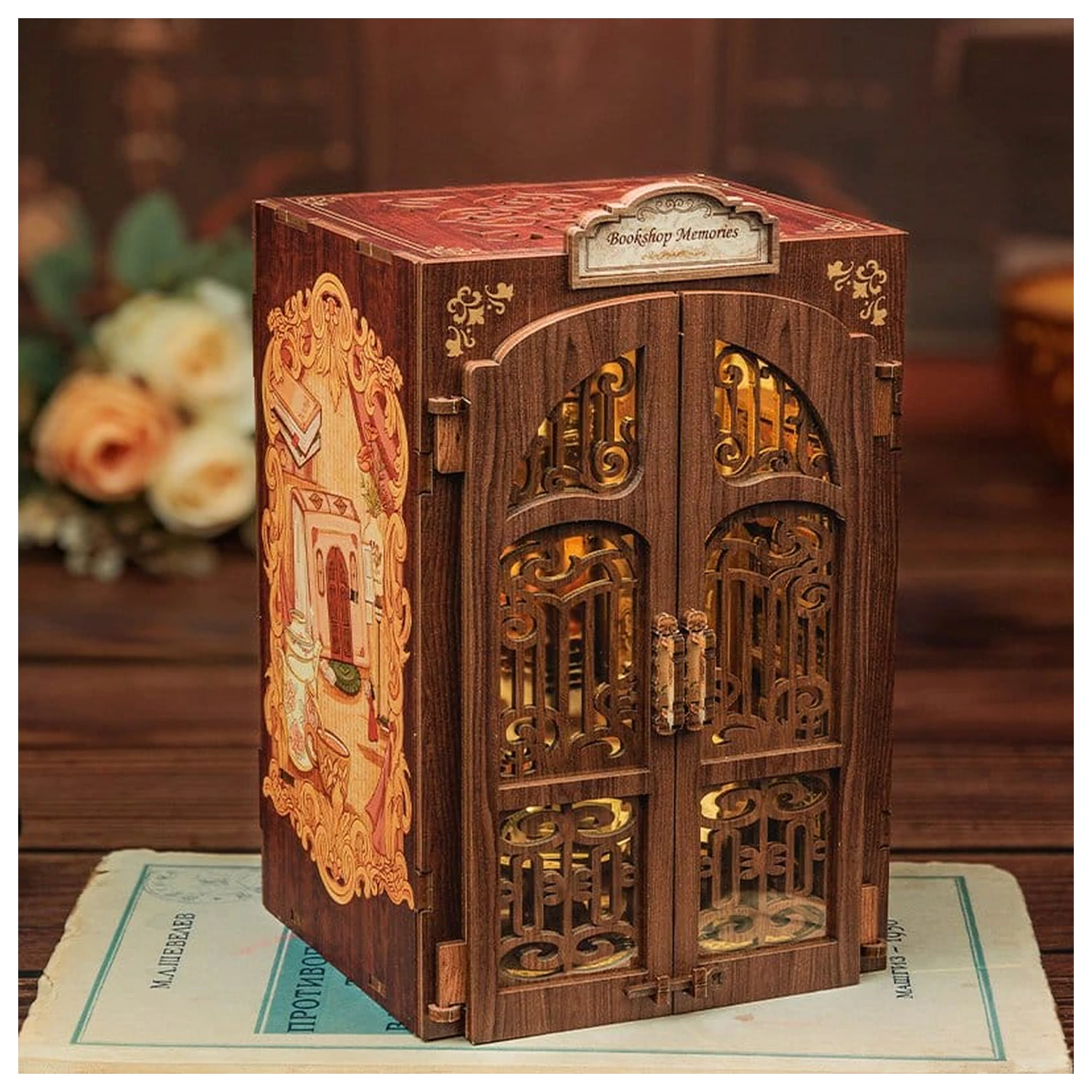 Book Nook Bookshop Memories 17 x 10 cm fotografija izdelka